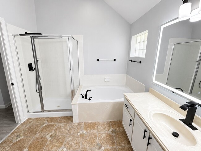 Building Photo - 22 Cypress Bayou Ct