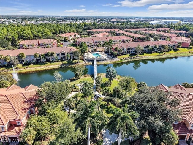 Building Photo - 20241 Estero Gardens Cir