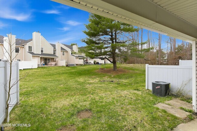 Building Photo - 280 Fairfield Pl