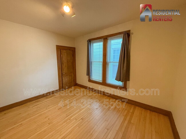 Building Photo - 1503 N Cass St