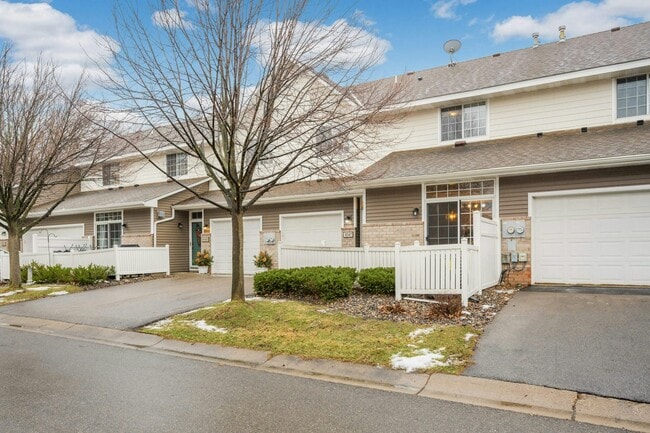 Building Photo - 8347 Kimball Dr