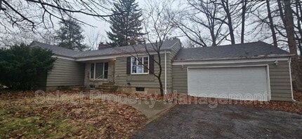 Building Photo - 7610 W Jefferson Blvd