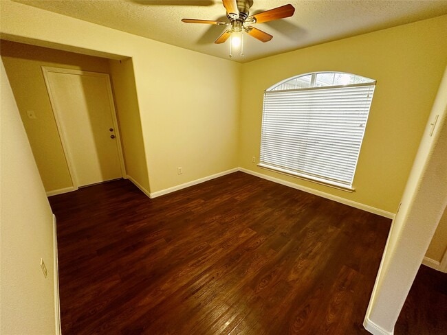 Building Photo - 11723 Standing Pine Ln