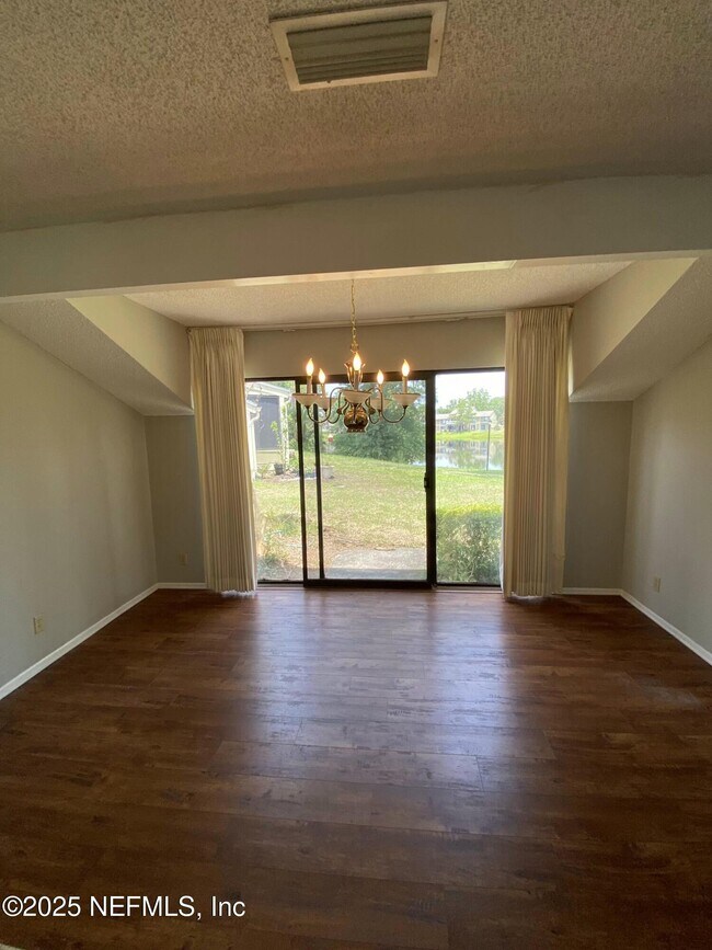 Building Photo - 6213 Lake Tahoe Dr