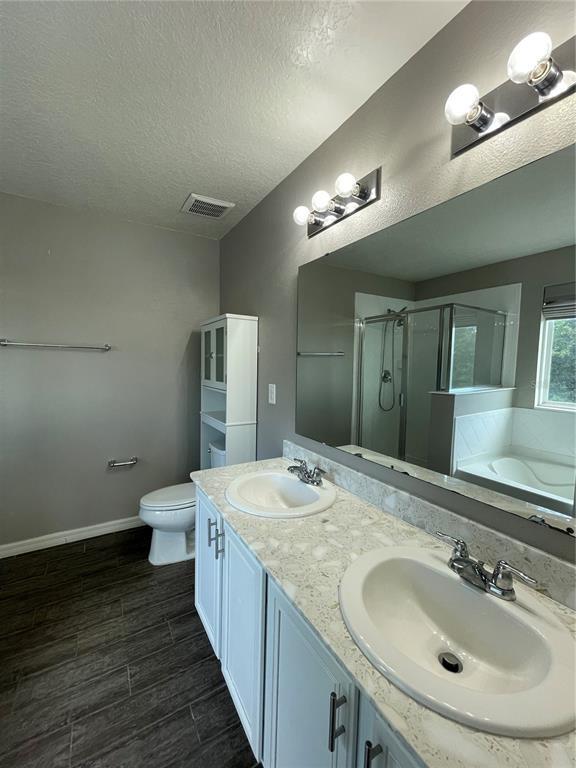 Building Photo - 4501 Baler Trails Dr