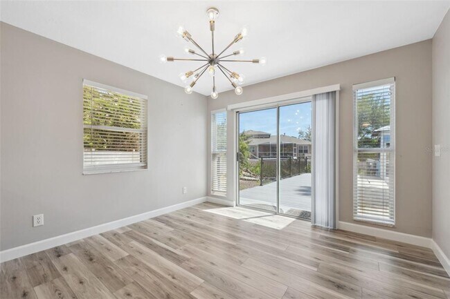 Building Photo - 428 W Klosterman Rd