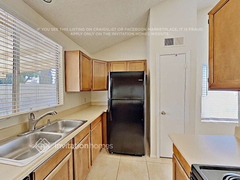 Building Photo - 19625 N 9th St