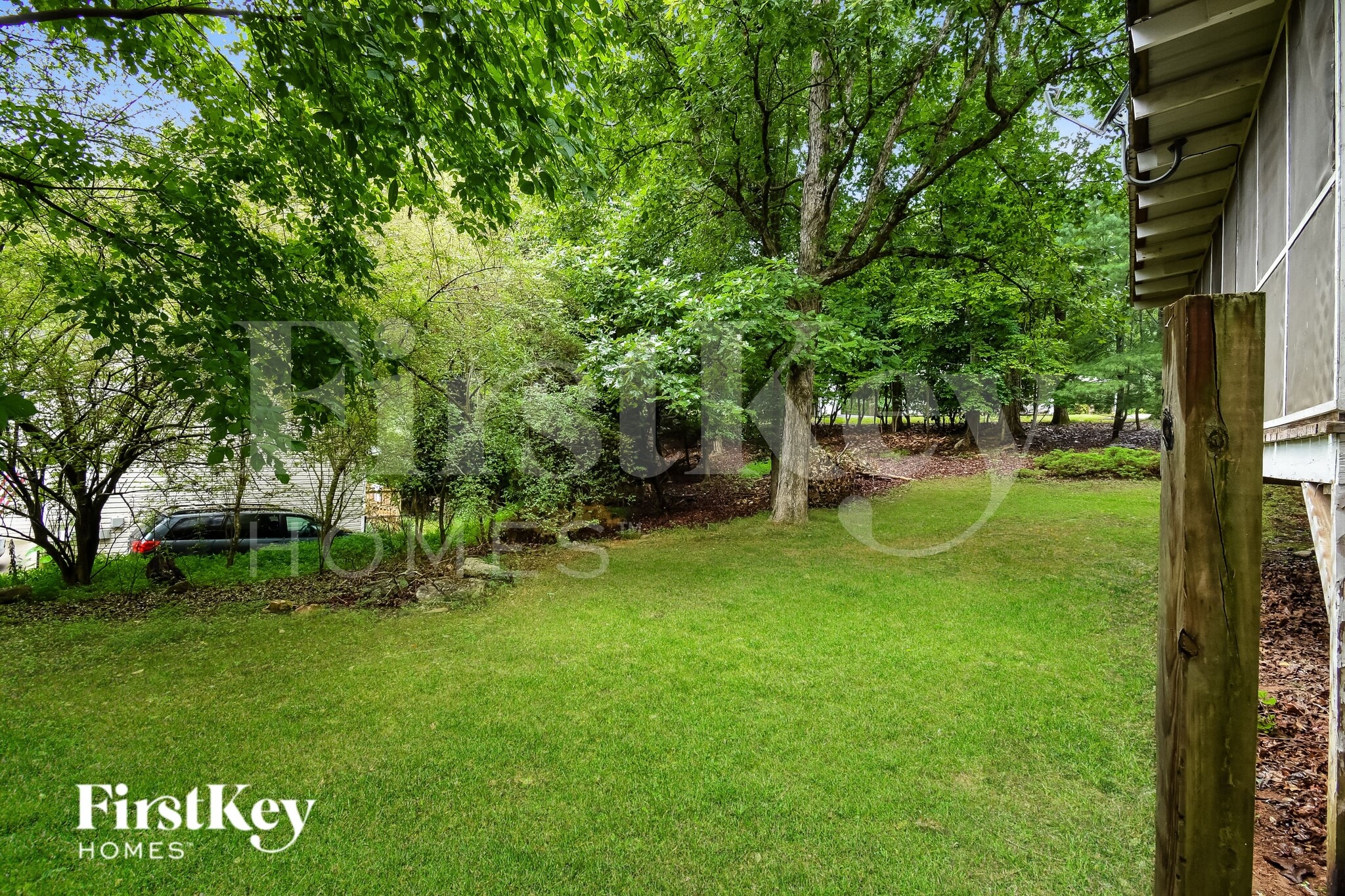 Building Photo - 3704 Newport Dr
