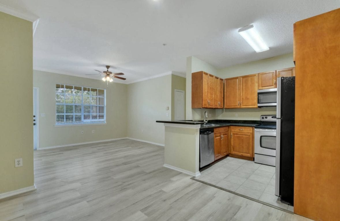 Building Photo - 2528 Robert Trent Jones Dr