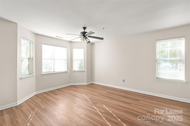 Building Photo - 415 Mather Green Ave