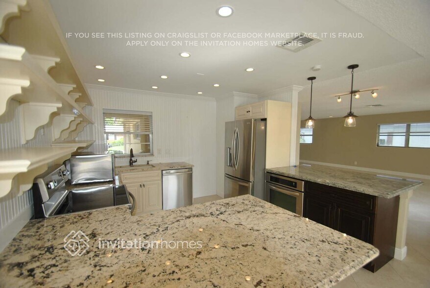 Building Photo - 225 Gleneagles Dr