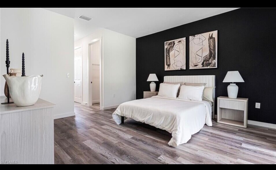 Building Photo - 417 NW 3rd Ln