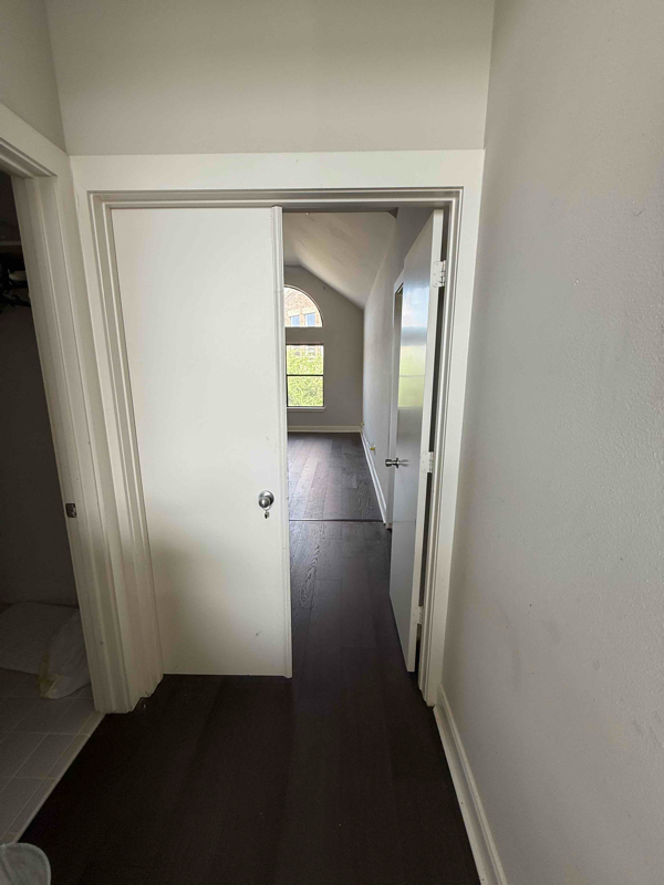 Building Photo - 9801 Riddlelink Ln