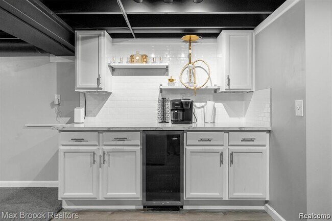 Building Photo - 43530 Westminister Way