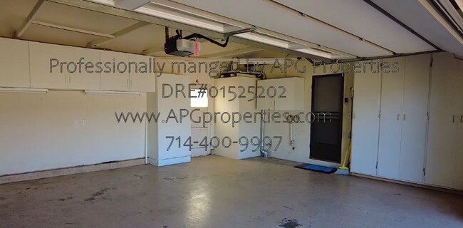 Building Photo - 5411 Park Ave