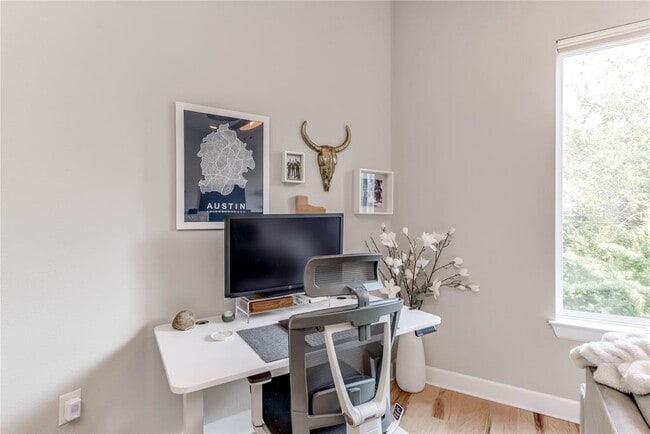 Building Photo - 1405 Hyde St