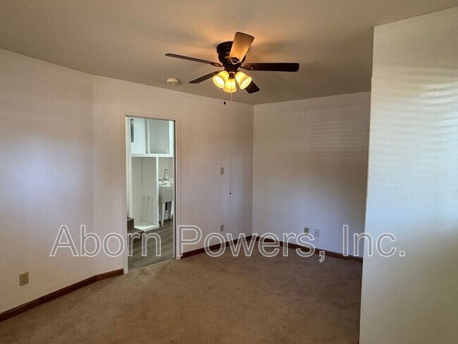 Building Photo - 3173 Ridge Ct