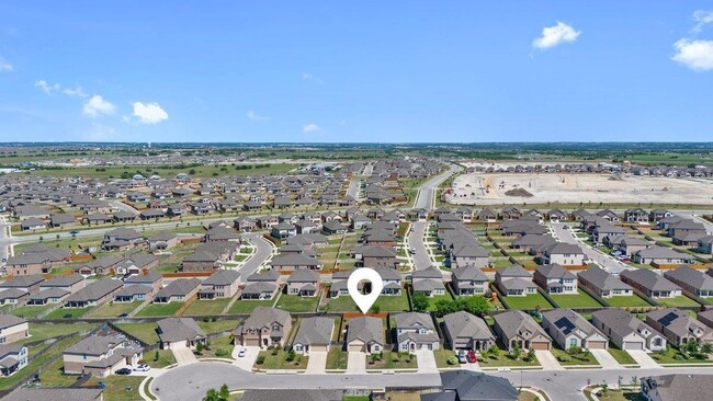 Building Photo - 6064 Teodoro Bend