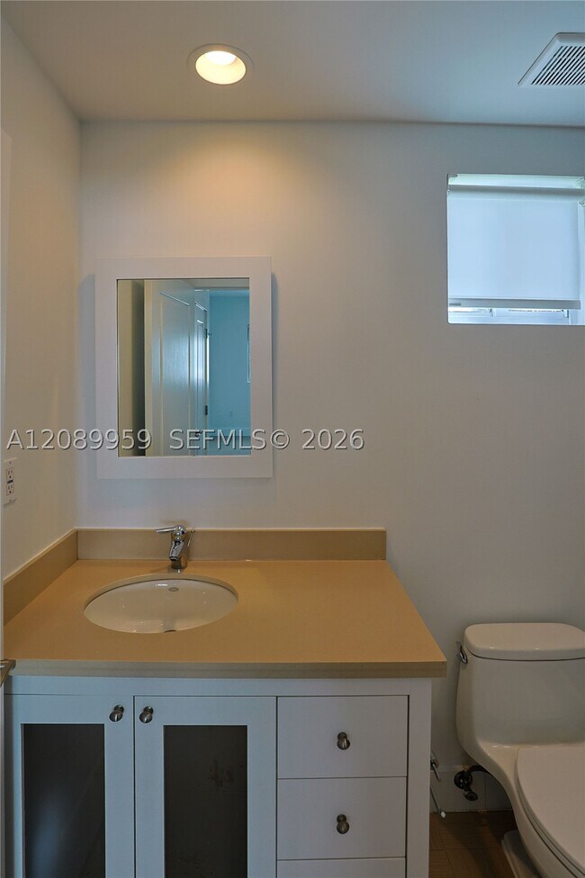 Building Photo - 7520 SW 59th St