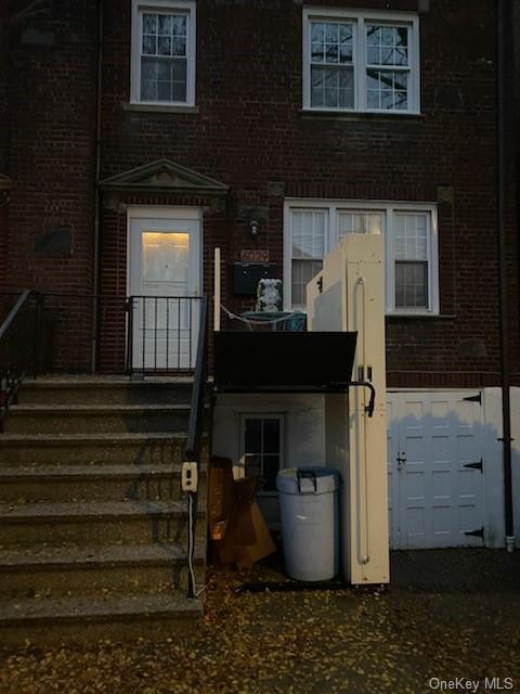 Building Photo - 6029 Delafield Ave