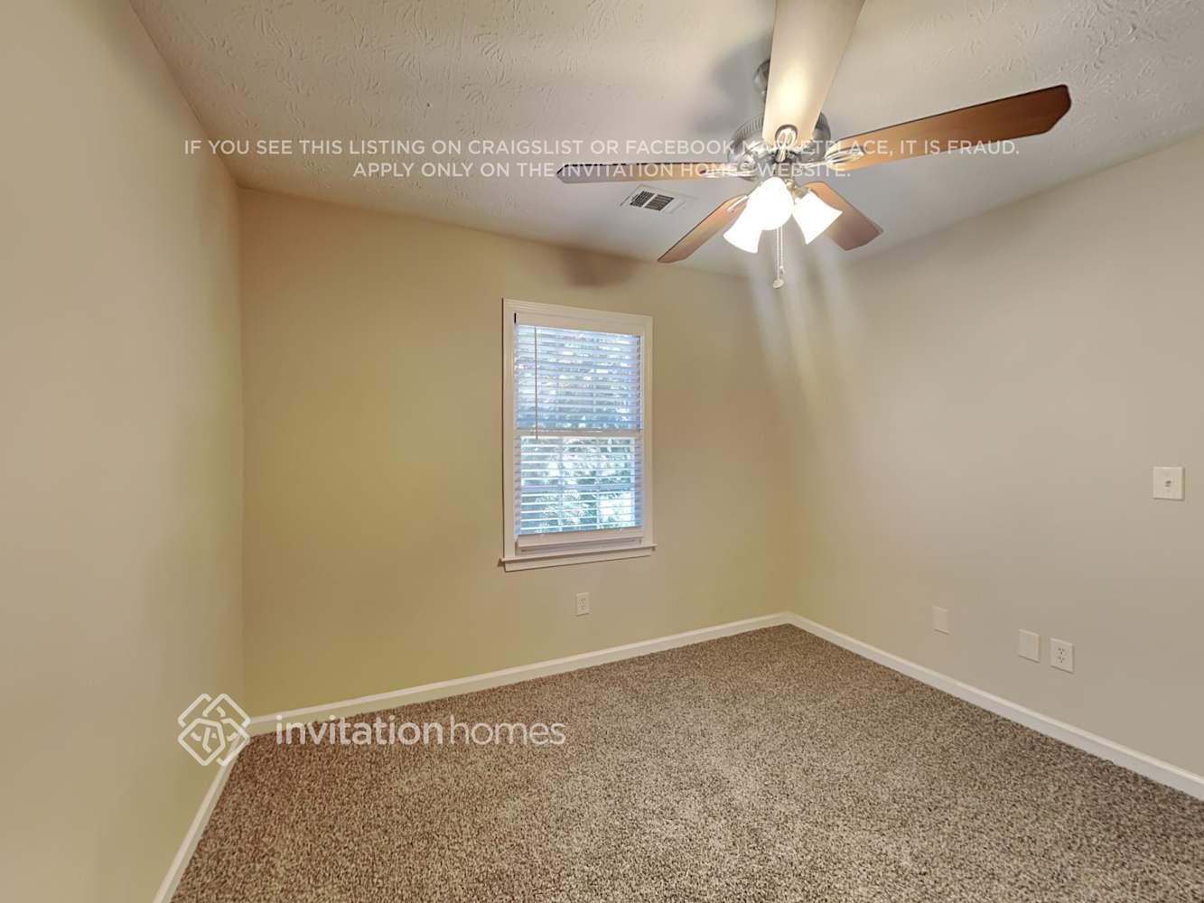 Building Photo - 1902 Pond Ridge Ct