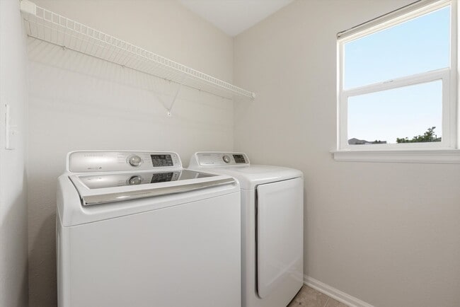 Building Photo - 9048 Apache Plume Dr