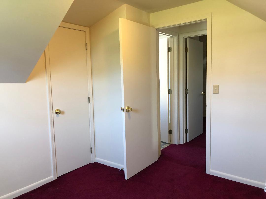 Bedroom - 435 Highfield Ave