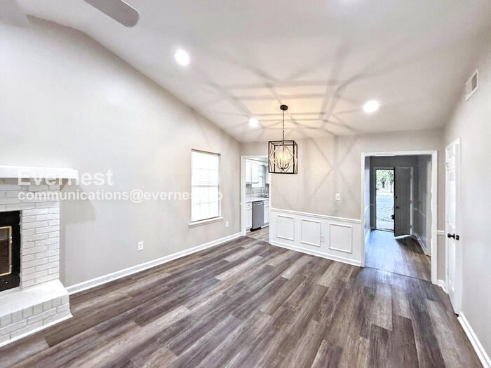 Building Photo - 615 Cahaba Manor Trail