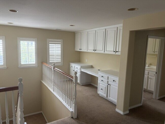 Building Photo - 45486 Olive Ct