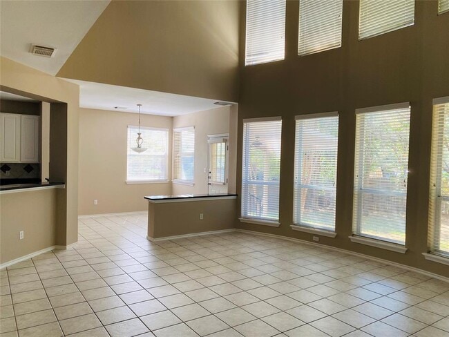 Building Photo - 15601 Staffordshire Ln