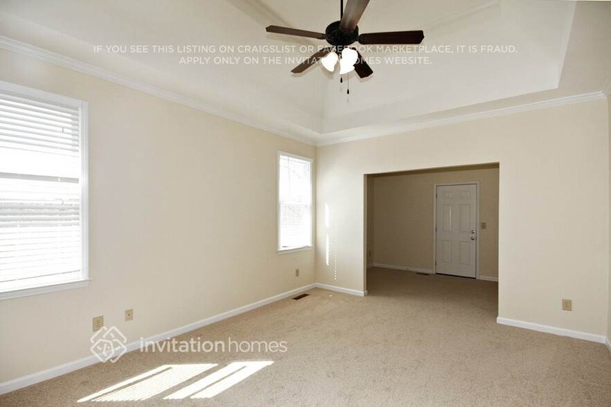 Building Photo - 503 Autumn Ridge Dr
