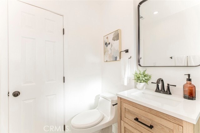 Building Photo - 8881 Morehart Ave