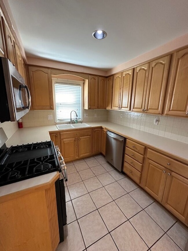 Building Photo - COMING SOON! 31807 W. Chicago, Livonia MI ...