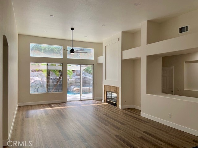 Building Photo - 558 Rembrandt Dr