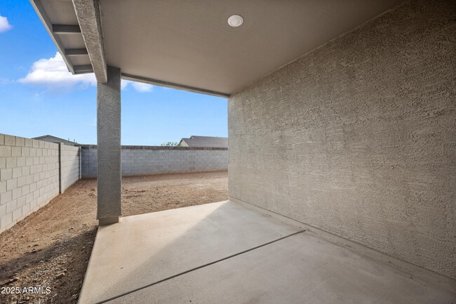 Building Photo - 15825 W Gray Fox Trl