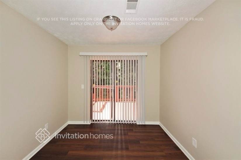 Building Photo - 2399 Stonebridge Ln