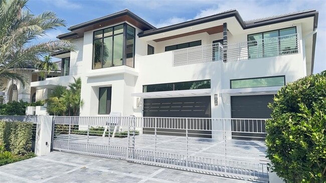 Building Photo - 24 Fiesta Way