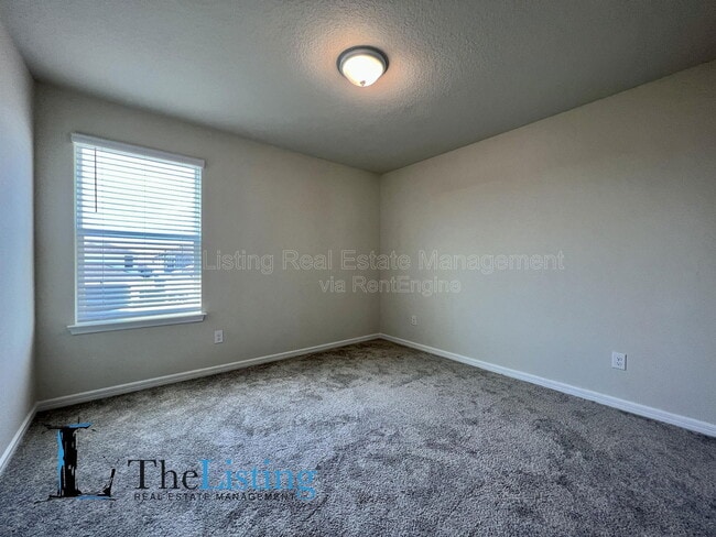 Building Photo - 2024 Cross Prairie Pkwy