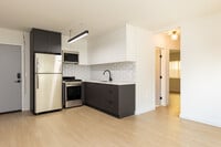 Interior Photo - 1811 Tamarind Apartments