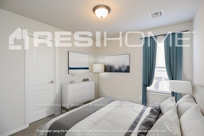 Building Photo - 509 Crestland Dr