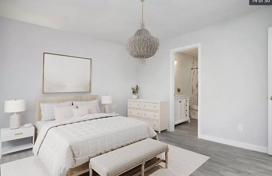 Master Bedroom - 6450 Royal Woods Dr