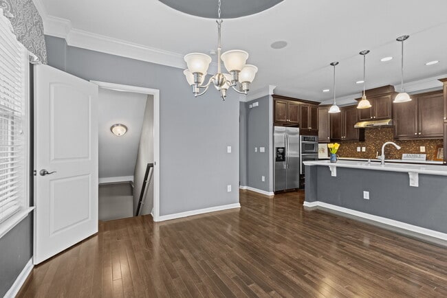 Building Photo - 3019 Valleystone Dr