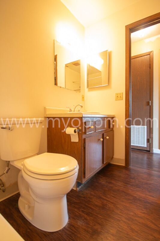 Building Photo - 8620 N 31st St