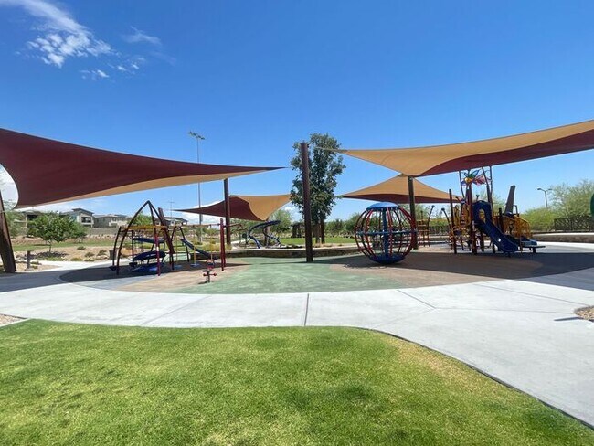Building Photo - This property has been shown before and wi...