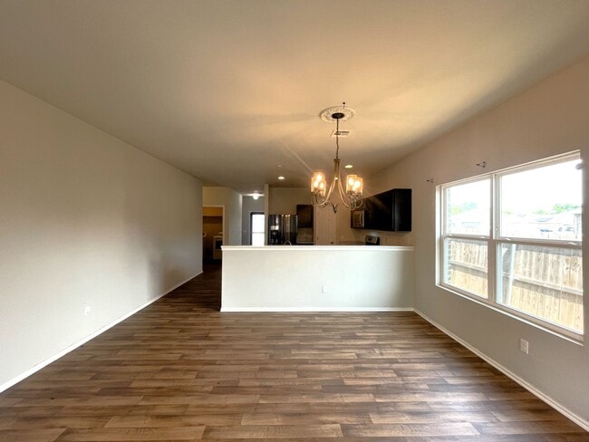 Building Photo - 10012 Wimbledon Ct