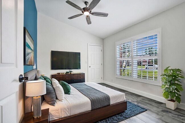 Building Photo - 8062 Cassia Dr