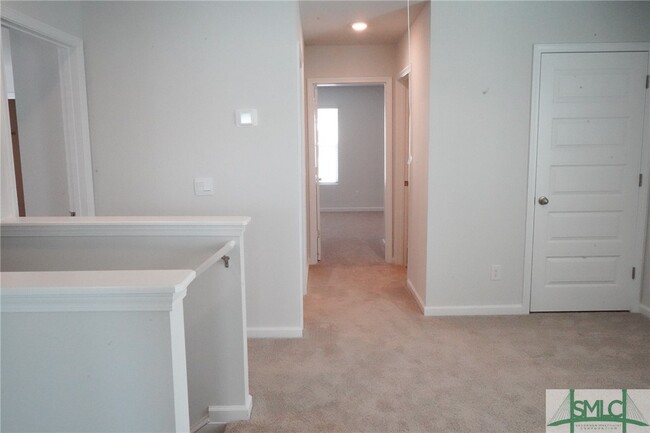Building Photo - 418 Coconut Dr