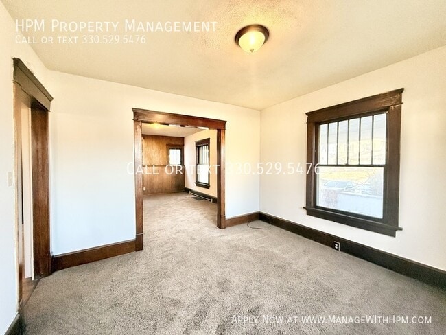 Building Photo - 2300 9th St SW