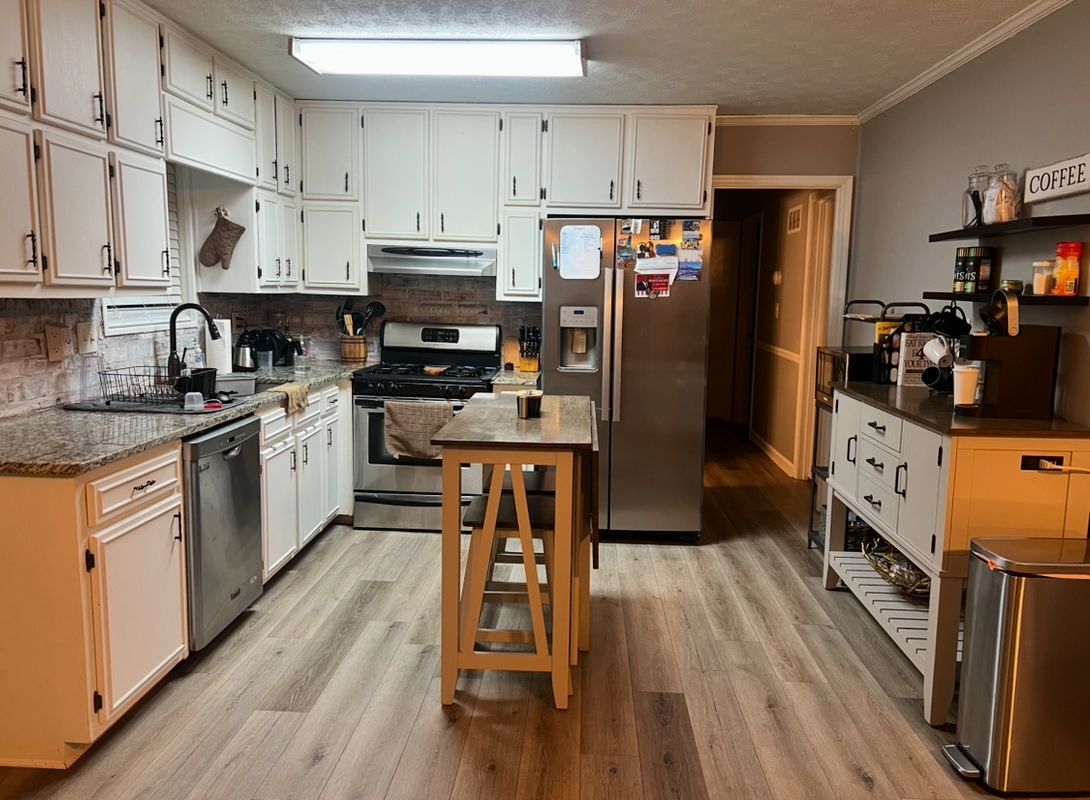 Building Photo - 130 Shaw Dr