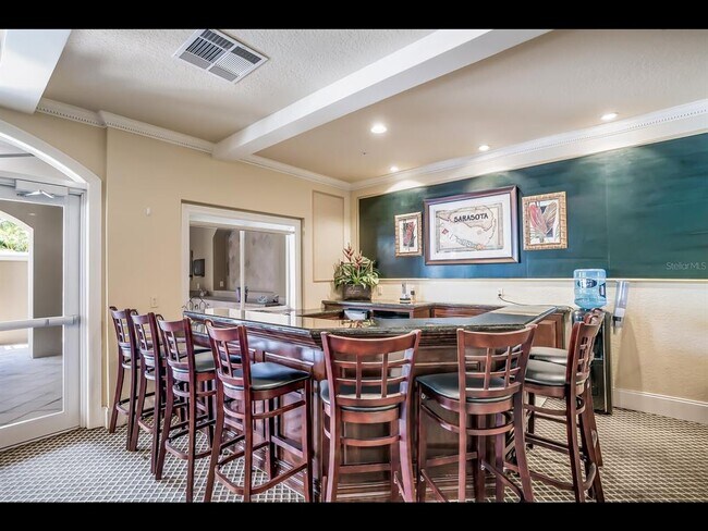 Building Photo - 1064 N Tamiami Trl